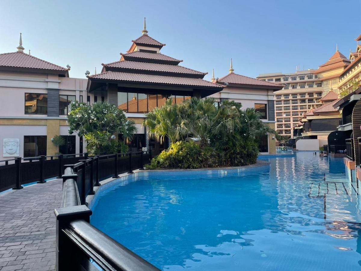 Anantara Hotel Apartment Palm Jumeirah Connected Anantara Hotel Dubai Exterior photo